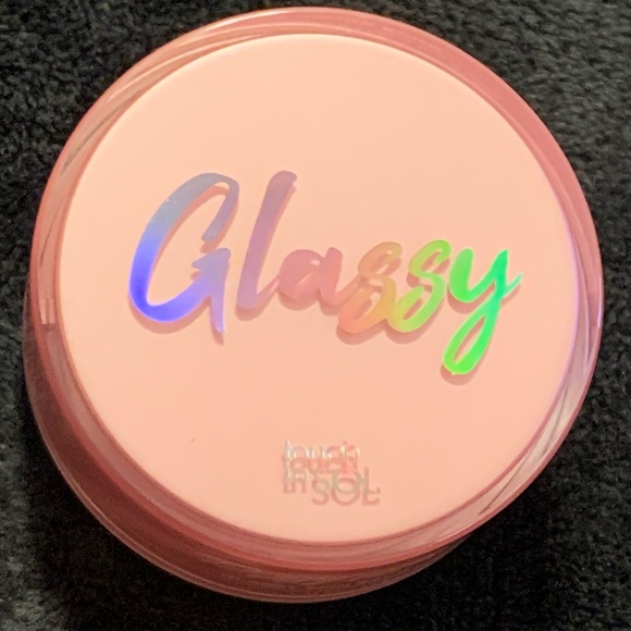 ❤️PRETTY FILTER GLASSY SKIN BALM❤️TOUCH IN SOL❤️ - Picture 3 of 11